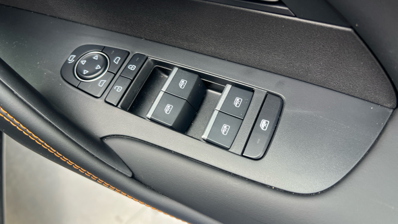 BYD Sealion 5 1.5 DM-i Comfort 5dr Auto Estate